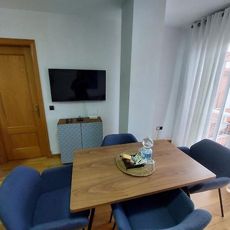 Appartement Plaza Del Ayuntamiento Con Parking Pondos à Linares  Extérieur photo